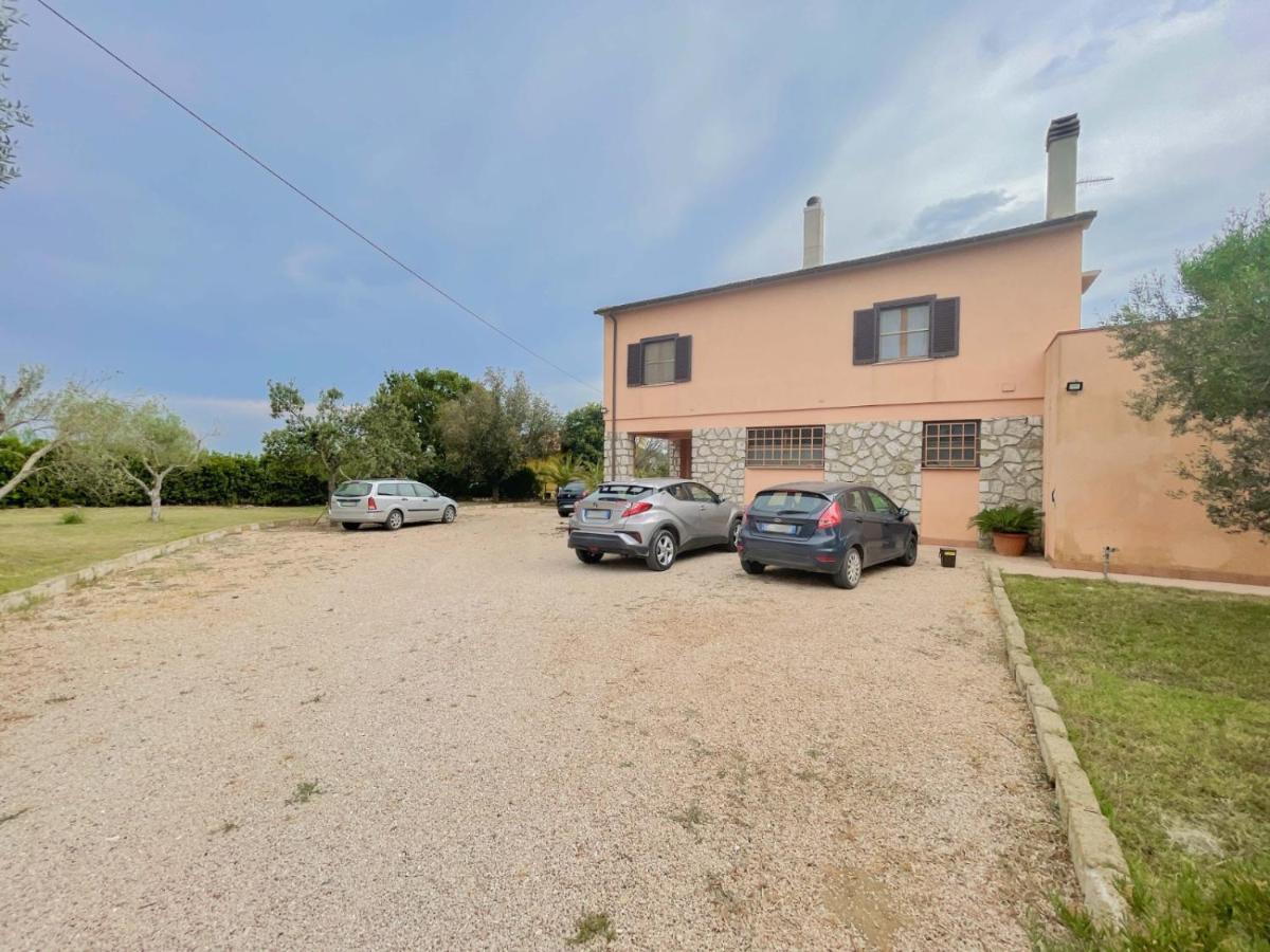 Villa In Campagna Tra Natura E Verde Montalto di Castro Exteriör bild