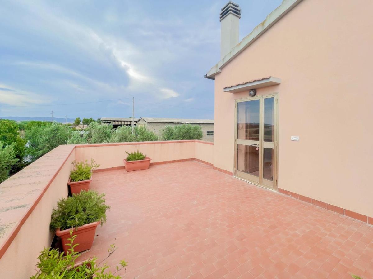 Villa In Campagna Tra Natura E Verde Montalto di Castro Exteriör bild